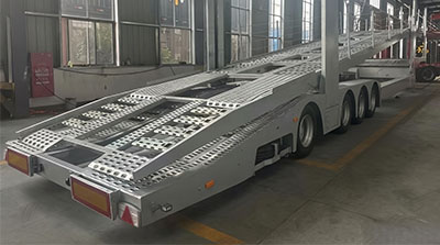 轿运车